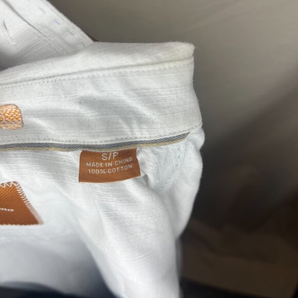 Tommy Bahama Long Sleeve Men's White Shirt with Embroidered Design Size Small - Picture 12 of 12